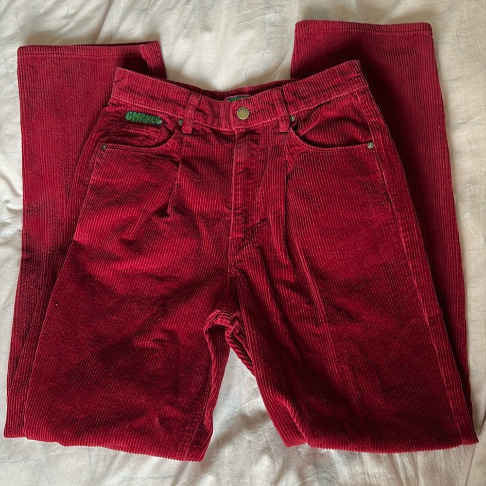 NWOT Women’s Med Empyre red corduroy baggy jeans